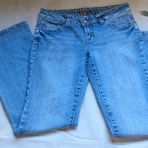 ZD Embroidered Jeans - Picture 1 of 3